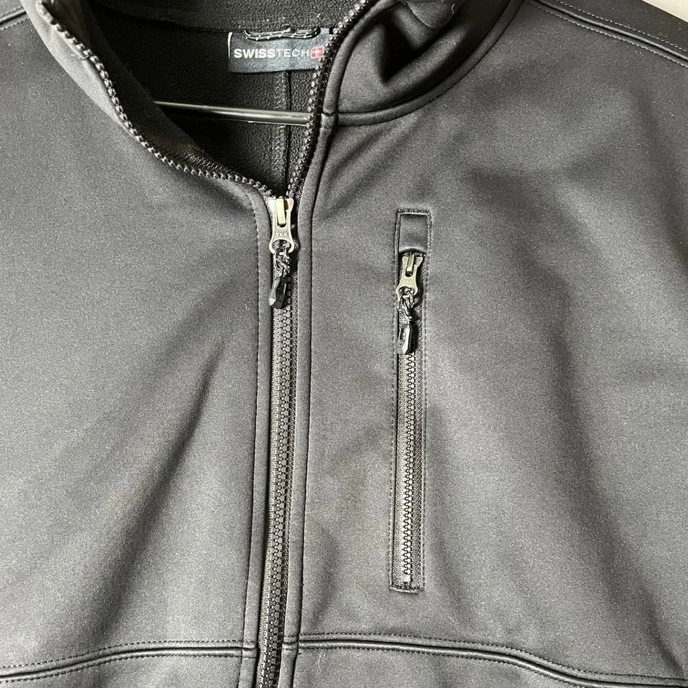 Swiss Tech Jacket Mens M Softshell Hoodie Black Full Zip Fleece Lined EUC